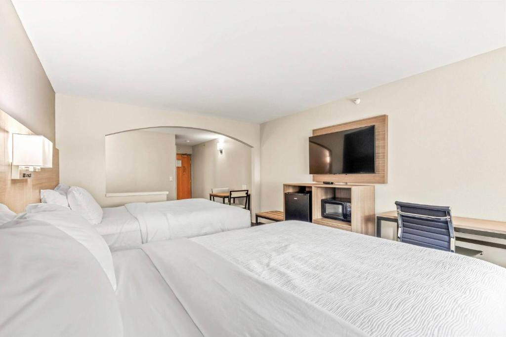 Guest room interior
